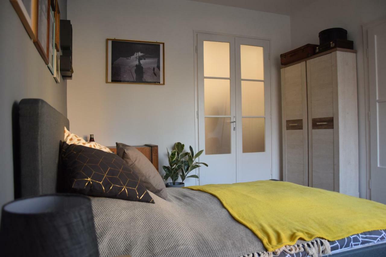 Bleak House - Bauhaus In Greener Apartamento Budapest